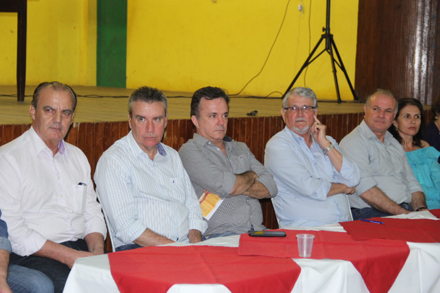 Prefeito Manoel Viais viabiliza recurso para funcionamento do Matadouro Municipal 