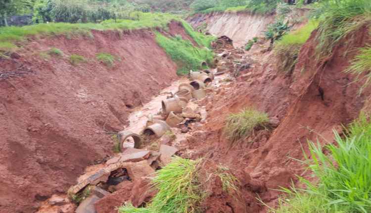 Governo decreta situação de emergência em quatro municípios arrasados pela chuva
