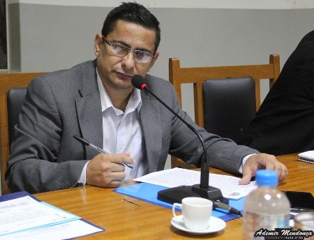 Vereador Xetinho reivindica vacina contra Sarampo para a população