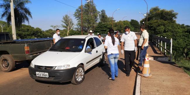 Paraguai fecha fronteira e adota toque de recolher contra vírus