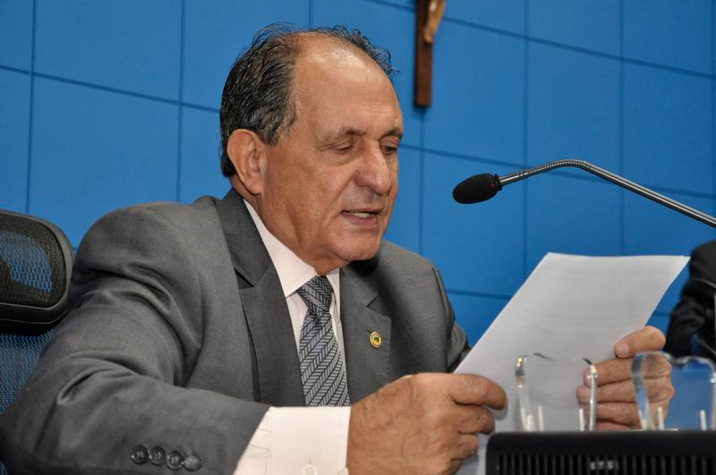 Deputado Zé Teixeira solicita apoio do Governo Federal para atender Coronel Sapucaia